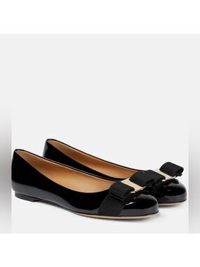 NIB Salvatore Ferragamo Varina Patent Leather Ballet Flats